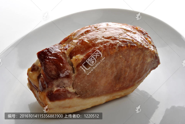 熟有機(jī)背培根板上的關(guān)節(jié)