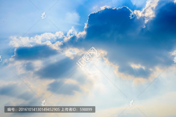 藍(lán)天白云光線