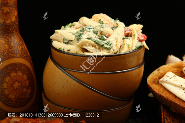 雞肉意面沙拉
