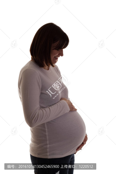 影子中的孕婦