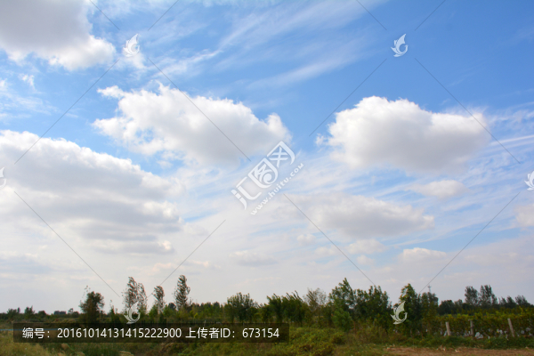藍(lán)天白云