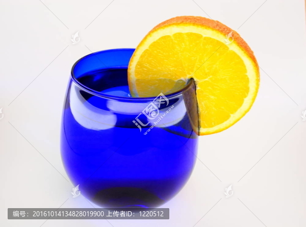 水與Orange
