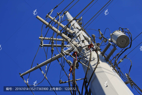 電塔