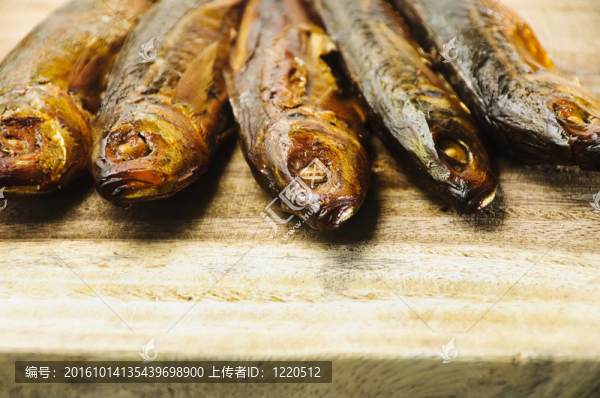 煙熏魚