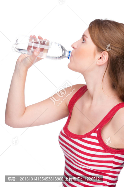 女子的飲用水