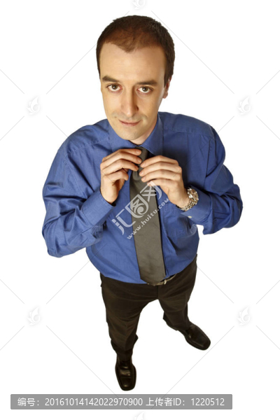 商人調(diào)整領(lǐng)帶
