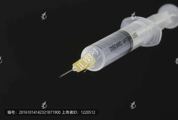 黑色3針和注射器