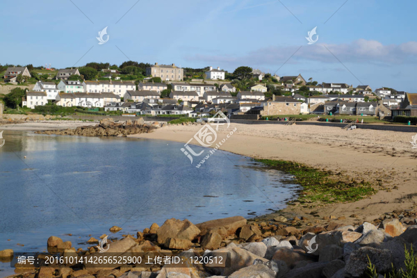 porthcressa海灘和Hugh,Town；瑪麗的英國康沃爾郡錫利群島。