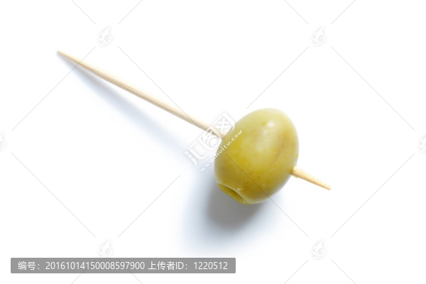 綠橄欖和牙簽