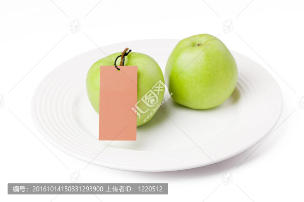 帶標(biāo)簽的綠色蘋果