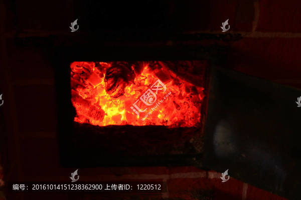 紅色和黃色的火炬