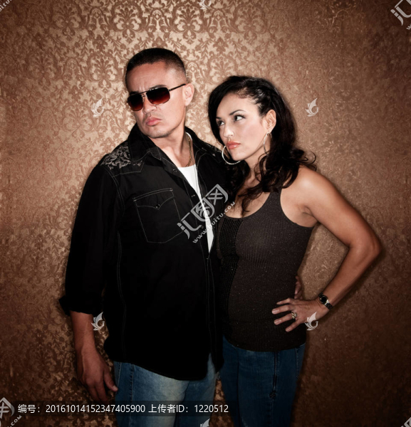 迷人的Hispanic,Couple
