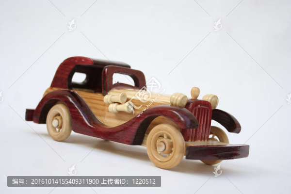 木制玩具復(fù)古車