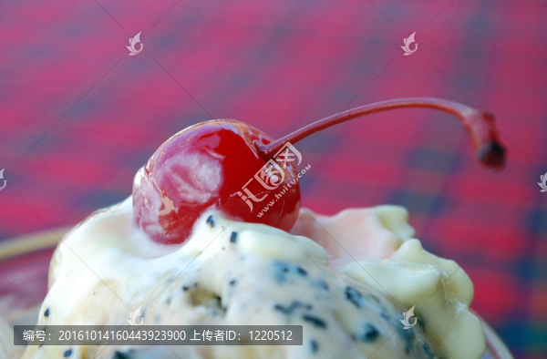 櫻桃冰淇淋