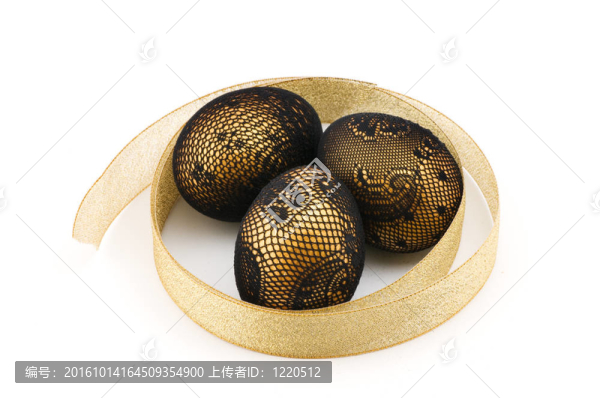 帶金蛋的復(fù)活節(jié)裝飾組合物