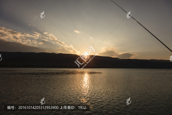 湖