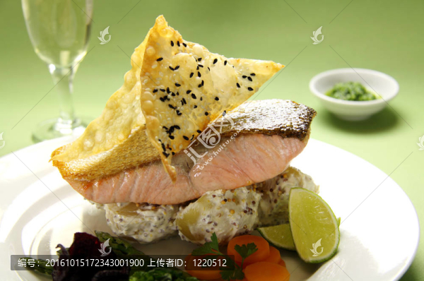 脆皮三文魚