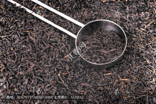 勺和干茶葉