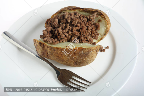 夾克土豆和牛肉