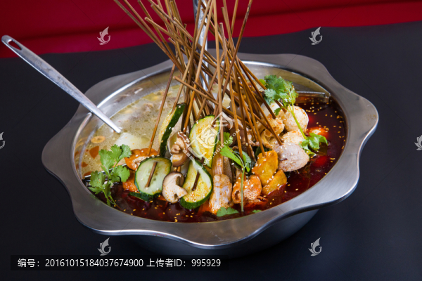 鴛鴦鍋串串香