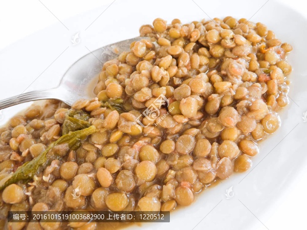 與白菜勺扁豆湯。