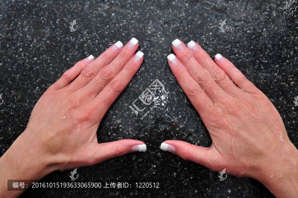 修指甲