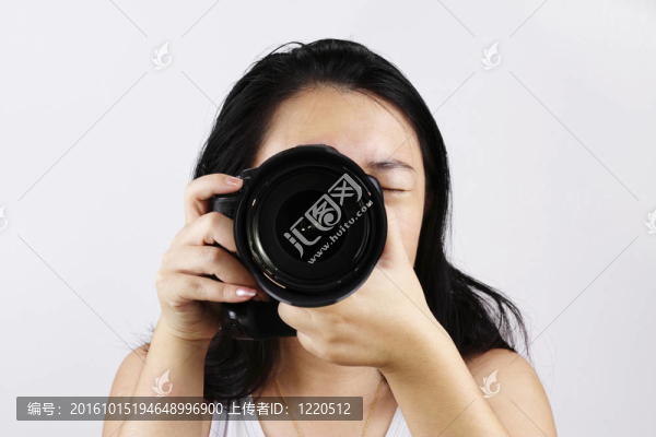 一個(gè)女?dāng)z影師