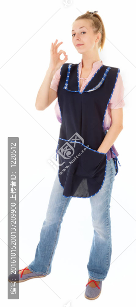 理發(fā)女孩用剪刀
