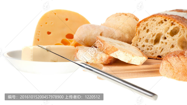 黃油；奶酪；面包和小刀