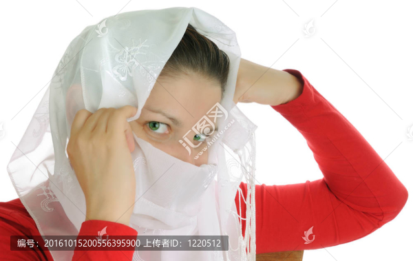 帶頭巾的年輕女孩