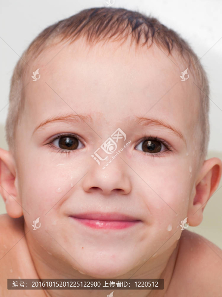 孩子的微笑