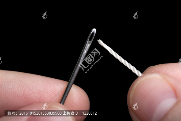 縫紉針和線