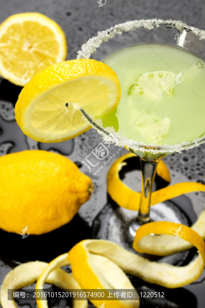 檸檬雞尾酒飲料