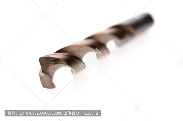 涂層鉆頭在白色反射面上的淺焦點(diǎn)宏