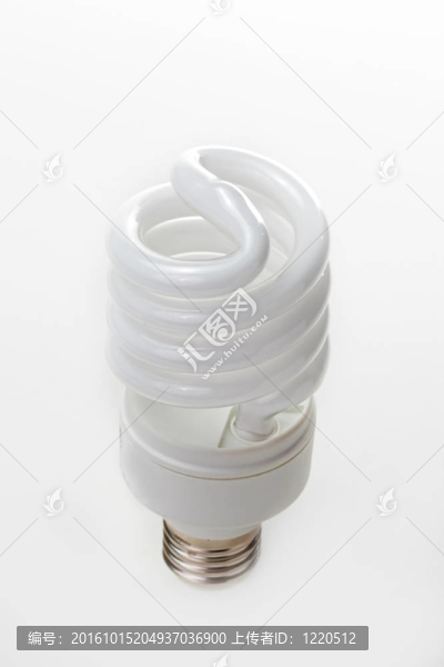 隔離背景熒光燈泡