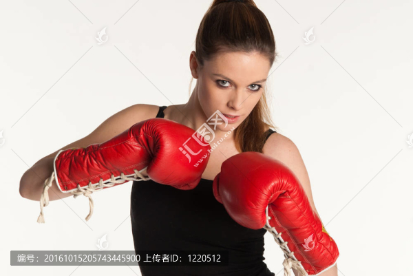 年輕的女拳擊手