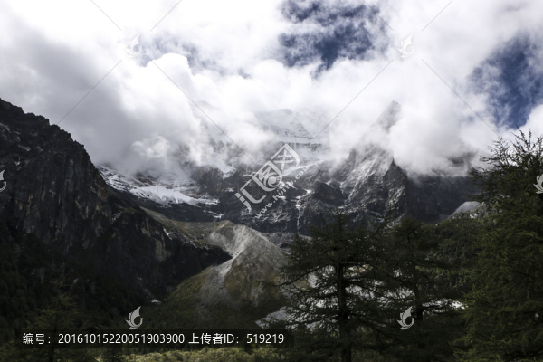 雪山,仙乃日