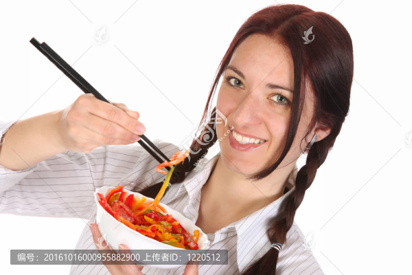 美女用筷子吃飯