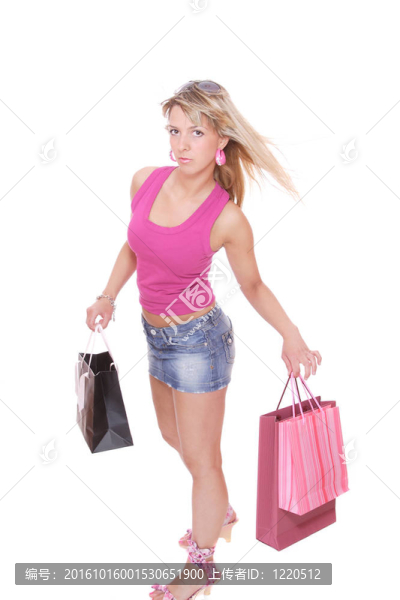 購(gòu)物的漂亮女人