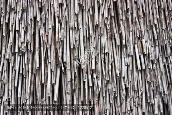 風(fēng)化的Straw,Roof