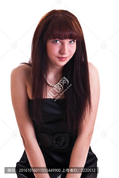 穿黑衣服的女人