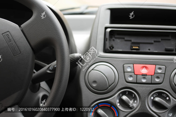 汽車內(nèi)飾