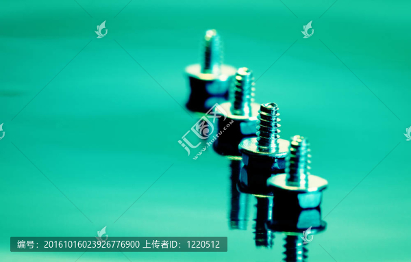 鋼釘