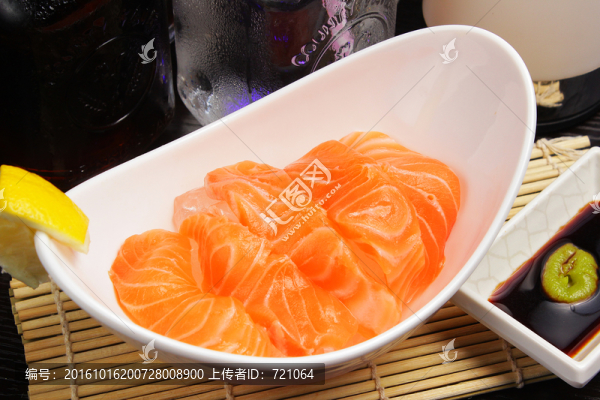 三文魚刺身