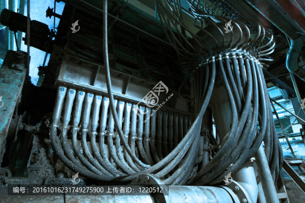 管；管；機(jī)械和汽輪機(jī)在發(fā)電廠