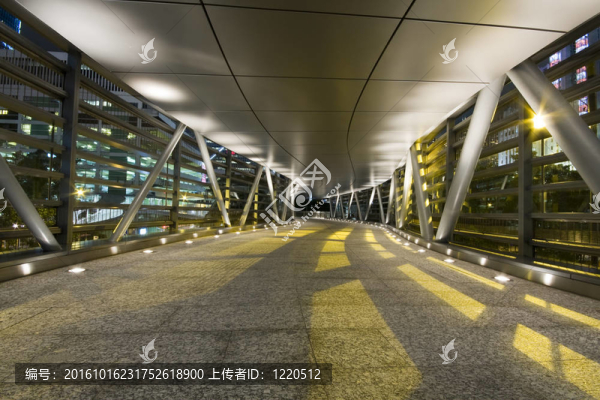 天橋