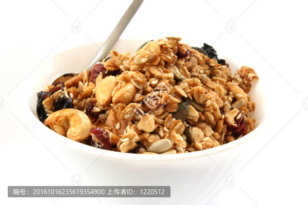 在碗烤堅果