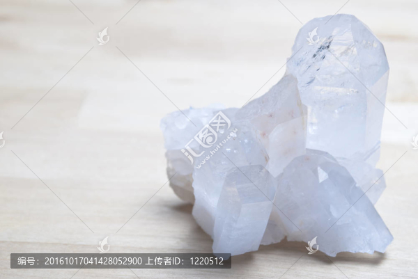 清澈的水晶