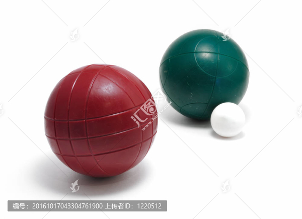 紅色和綠色的地擲球和Pallino（杰克或Boccino）