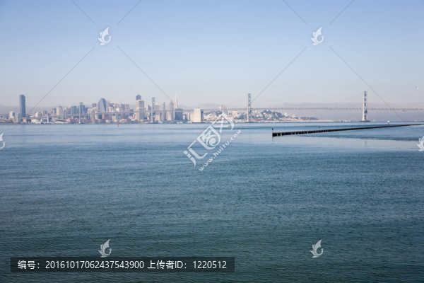 奧克蘭灣跨海大橋